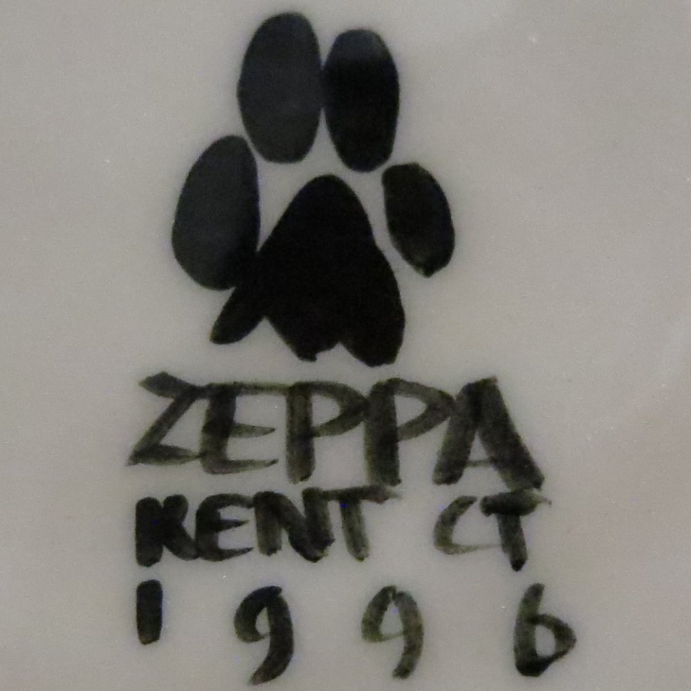 Zeppa Welsh Corgi Dog Serving Bowl Large 12.5" Signed Decor Green Brown 1996 - Picture 7 of 7